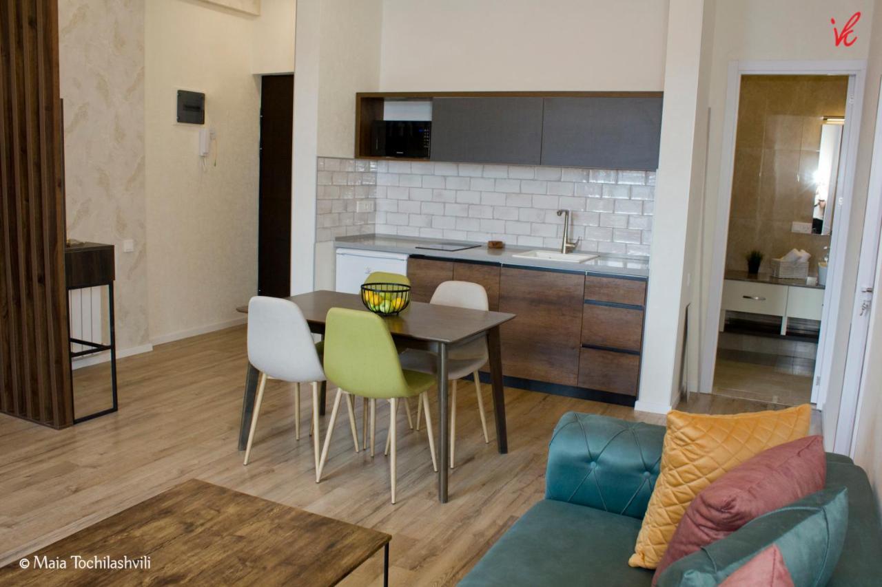 Aura Sameba, Luxury Apartment Tbilisi Eksteriør bilde