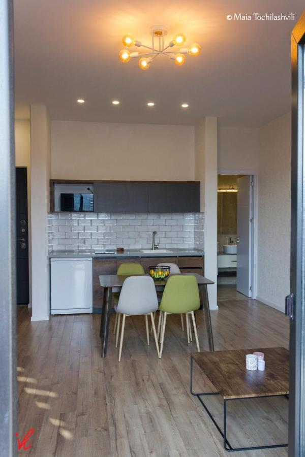 Aura Sameba, Luxury Apartment Tbilisi Eksteriør bilde
