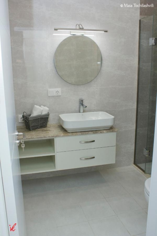 Aura Sameba, Luxury Apartment Tbilisi Eksteriør bilde