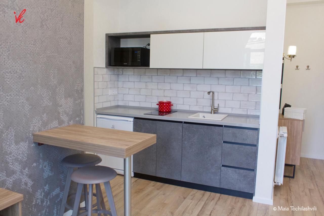 Aura Sameba, Luxury Apartment Tbilisi Eksteriør bilde