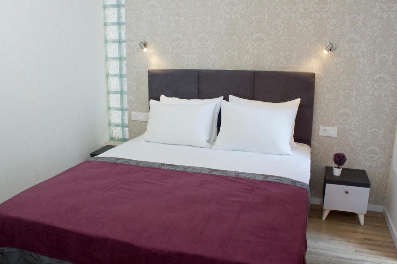 Aura Sameba, Luxury Apartment Tbilisi Eksteriør bilde